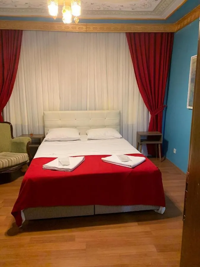 Балат Гостевой Дом Bed and Breakfast Istanboel Bed & Breakfast