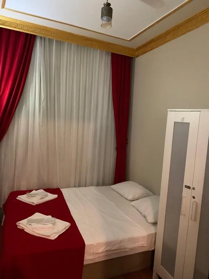Bed & Breakfast Балат Гостевой Дом Bed and Breakfast Istanboel Turkije